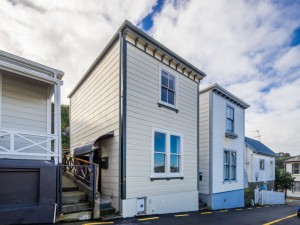 Property for sale 4 Yale Road