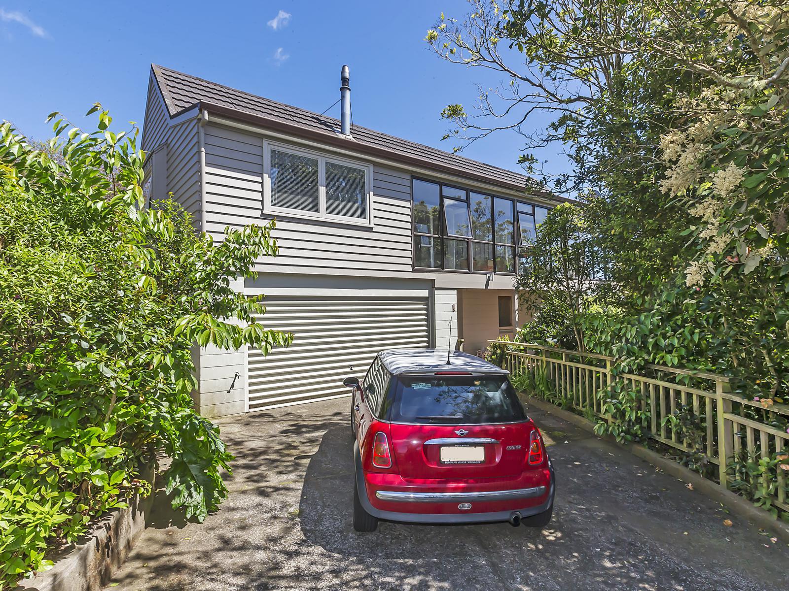 8 Shotter Street, Karori