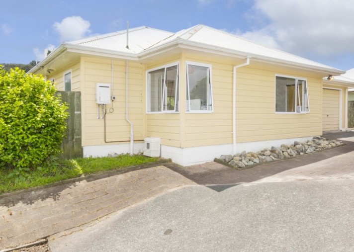 1/55B Gemstone Drive, Birchville