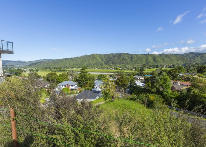 5 McCarthy Grove, Clouston Park