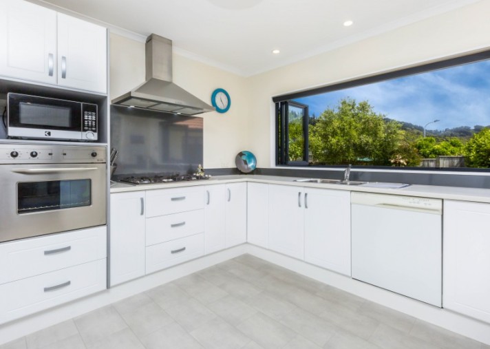 12 Betty Watt Grove, Riverstone