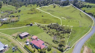 42 and 34 Cemetery Road, Pollok