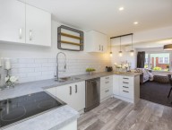 1/768 Fergusson Drive