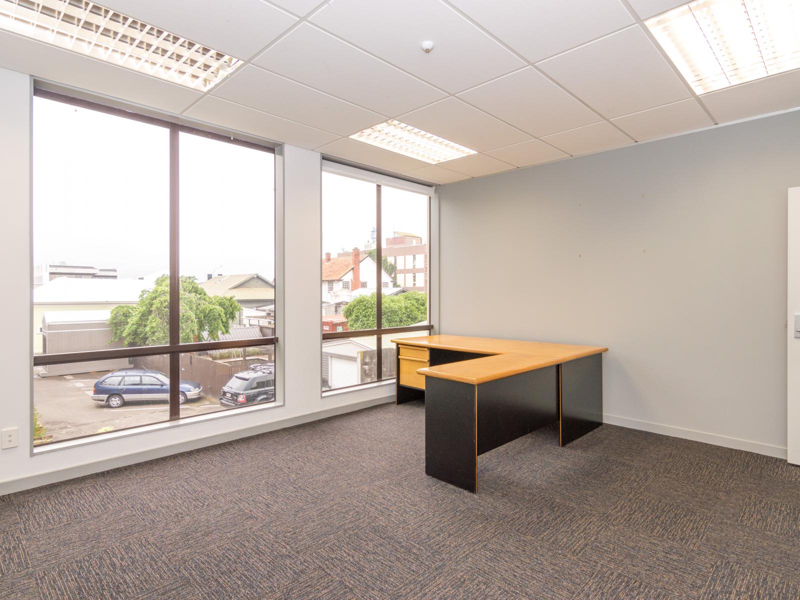 32 Amesbury Street, Central