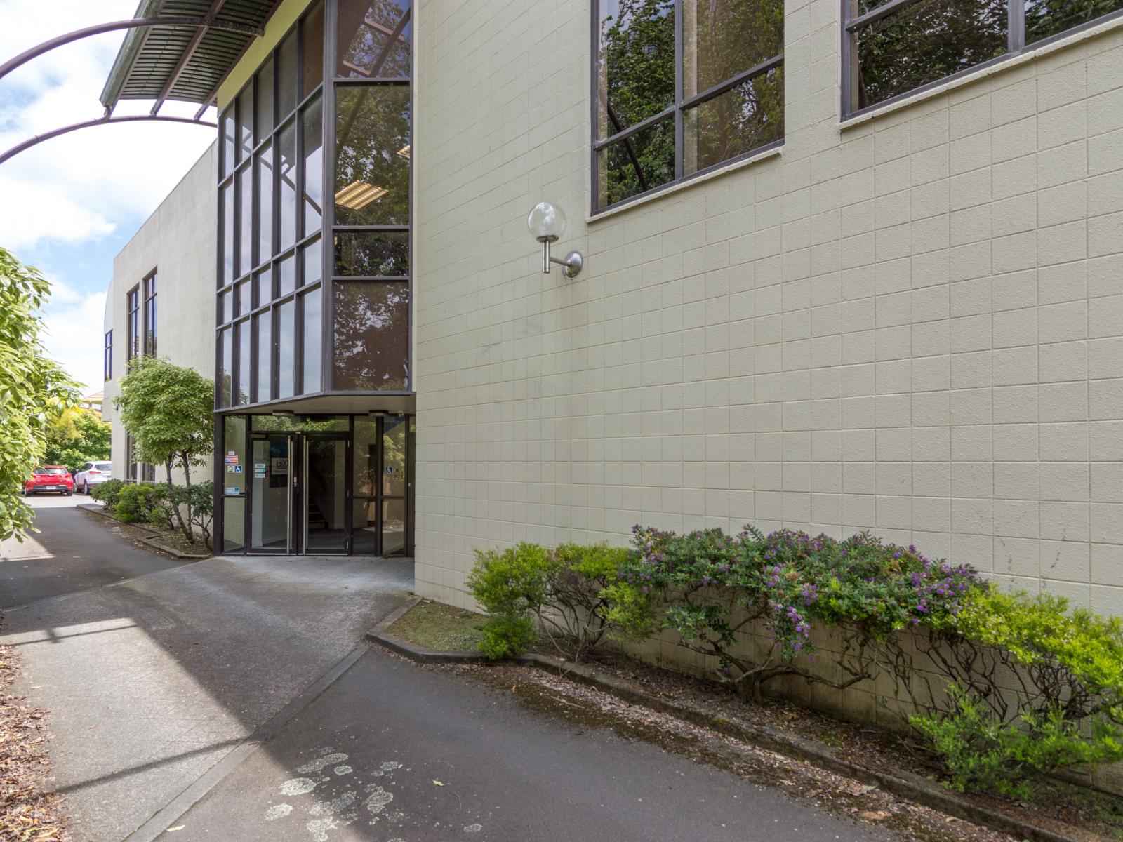 32 Amesbury Street, Central