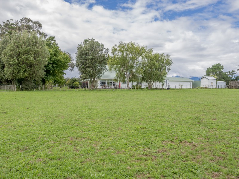 213 Hokio Beach Road, Levin