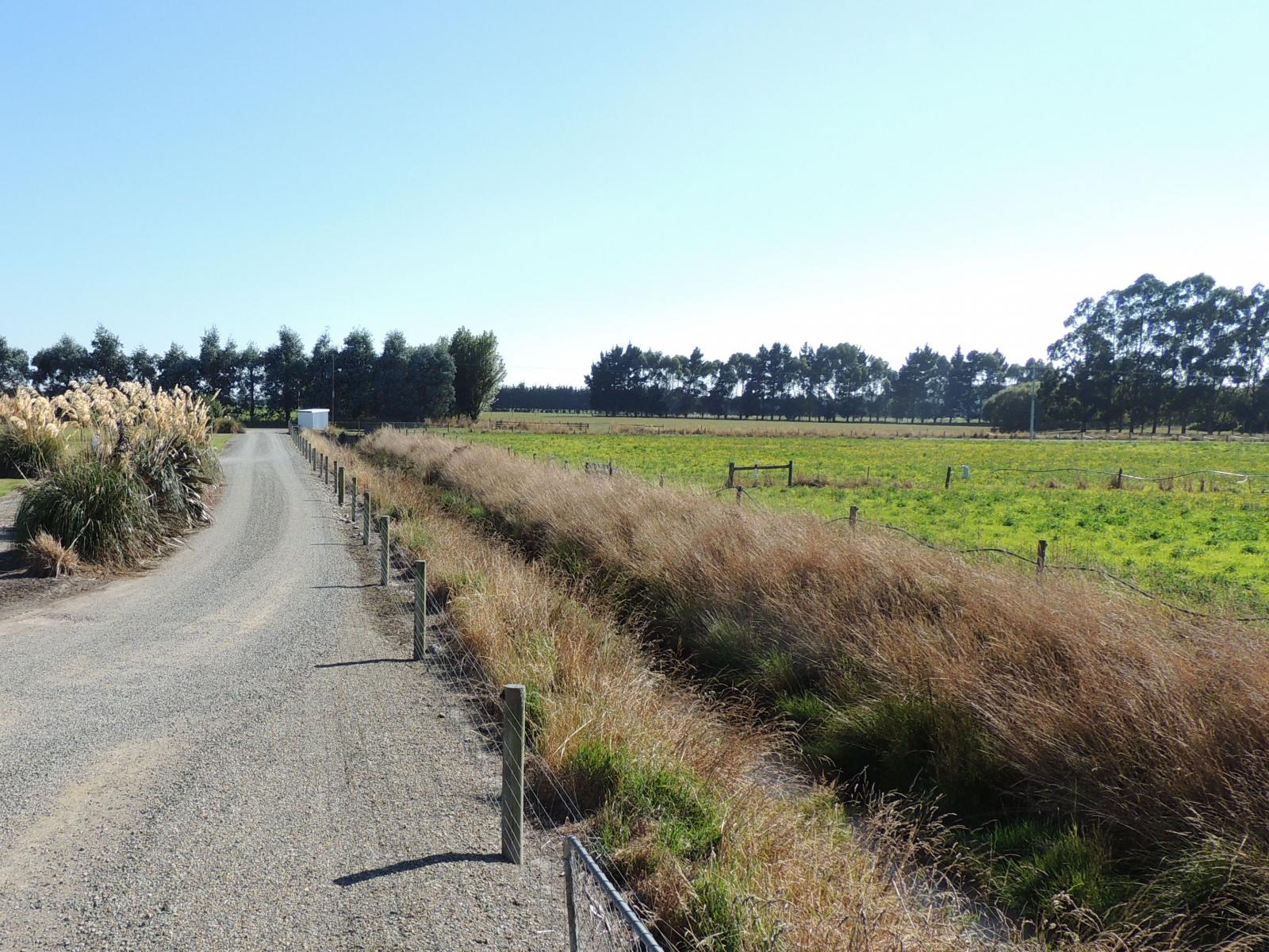 Lucks Road, Waimate