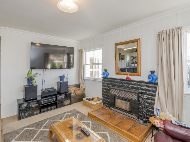 1048 State Highway 1, Manakau