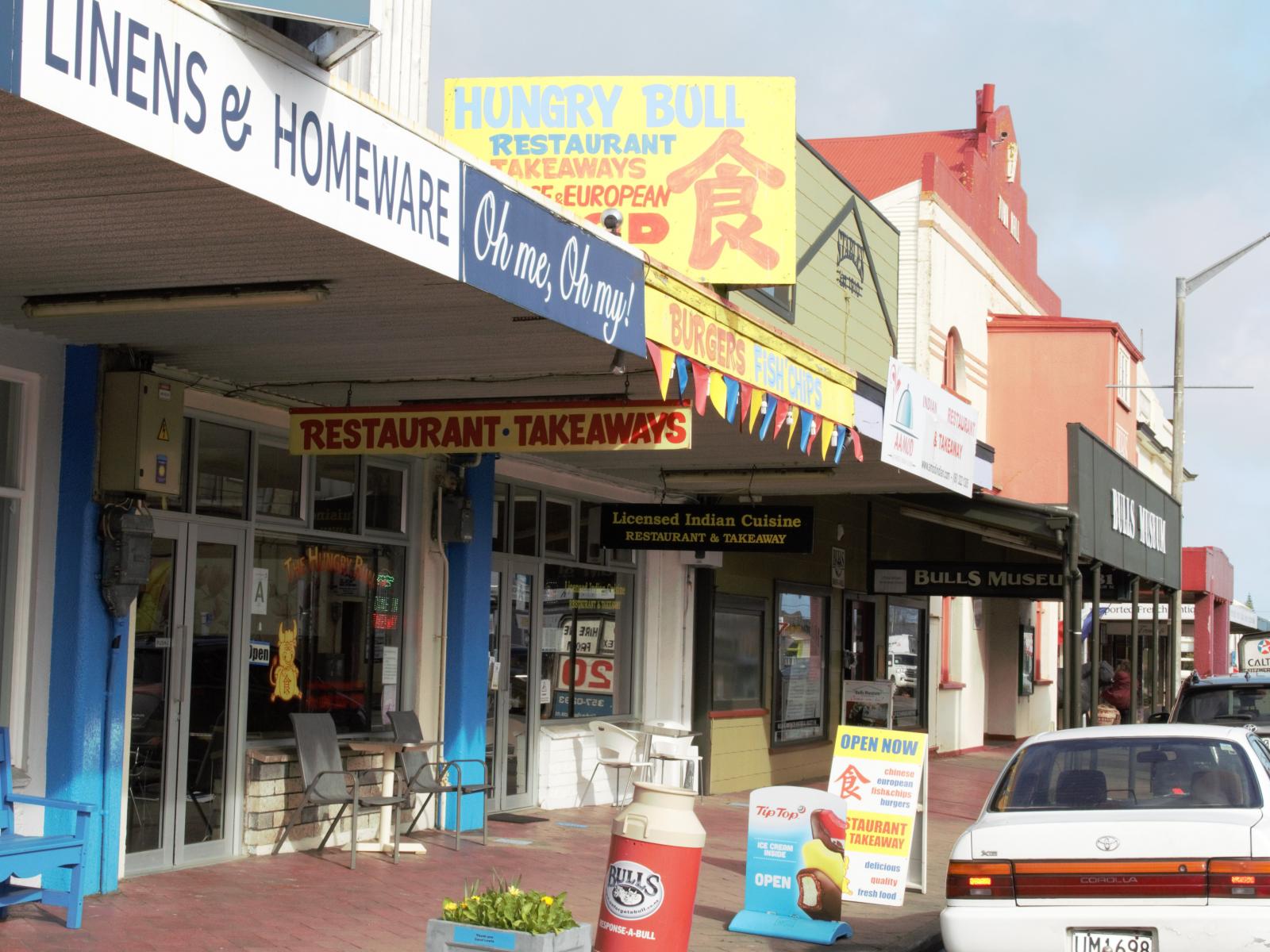 83 High Street, Bulls