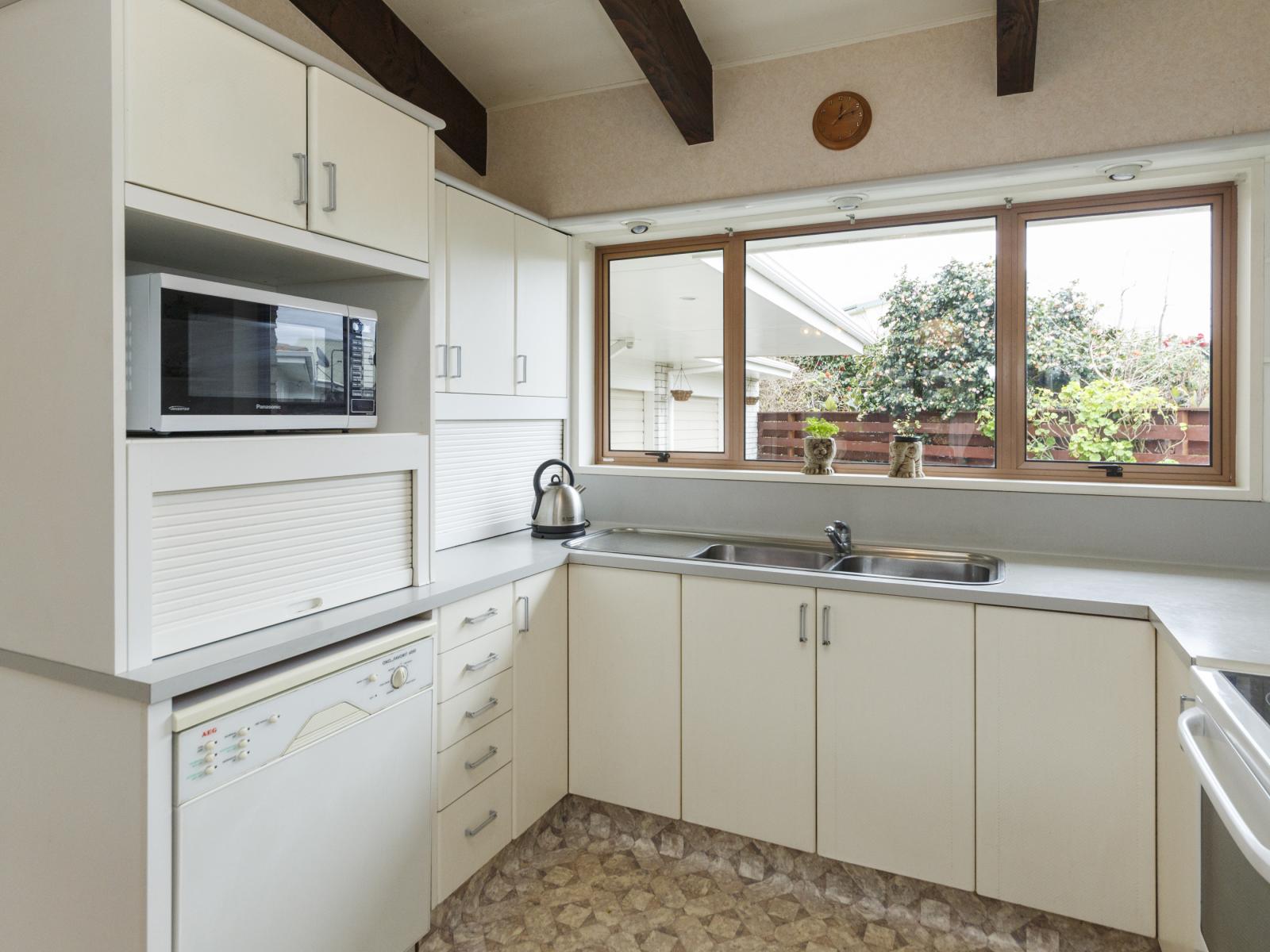 64 Fairview Ave, Feilding