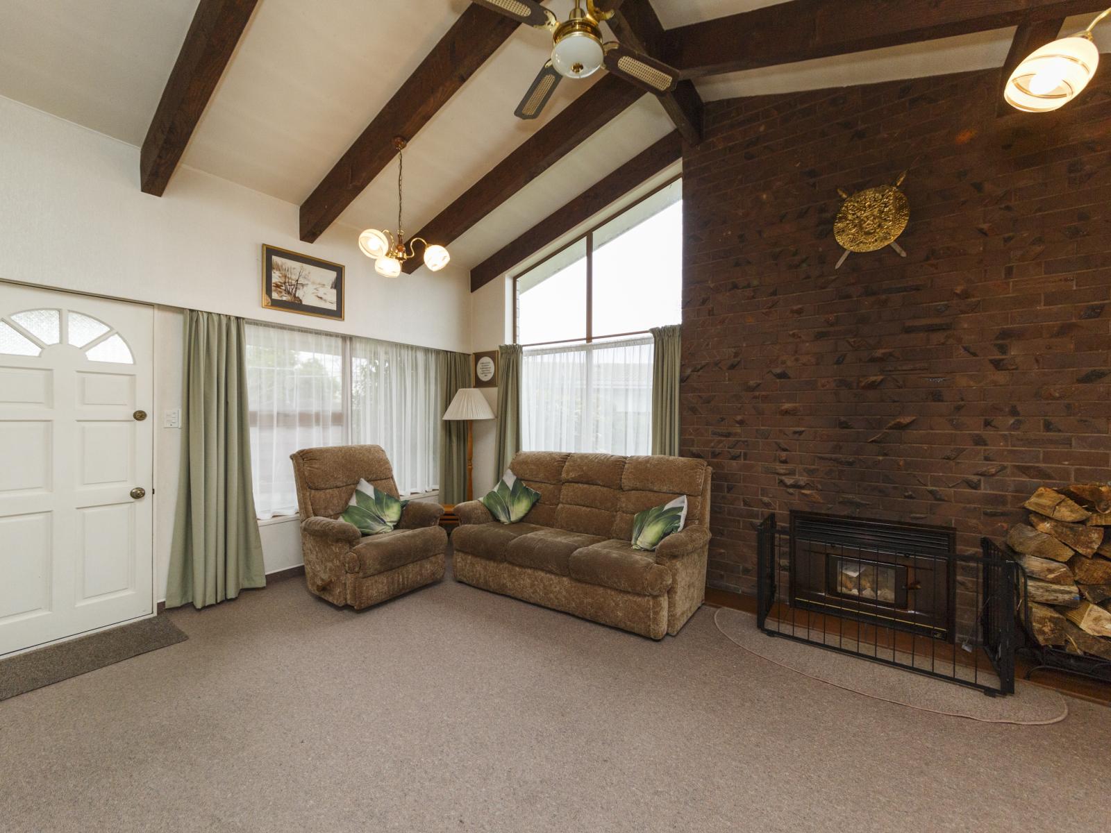 64 Fairview Ave, Feilding