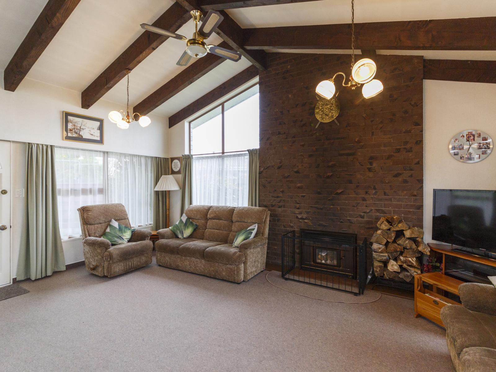 64 Fairview Ave, Feilding