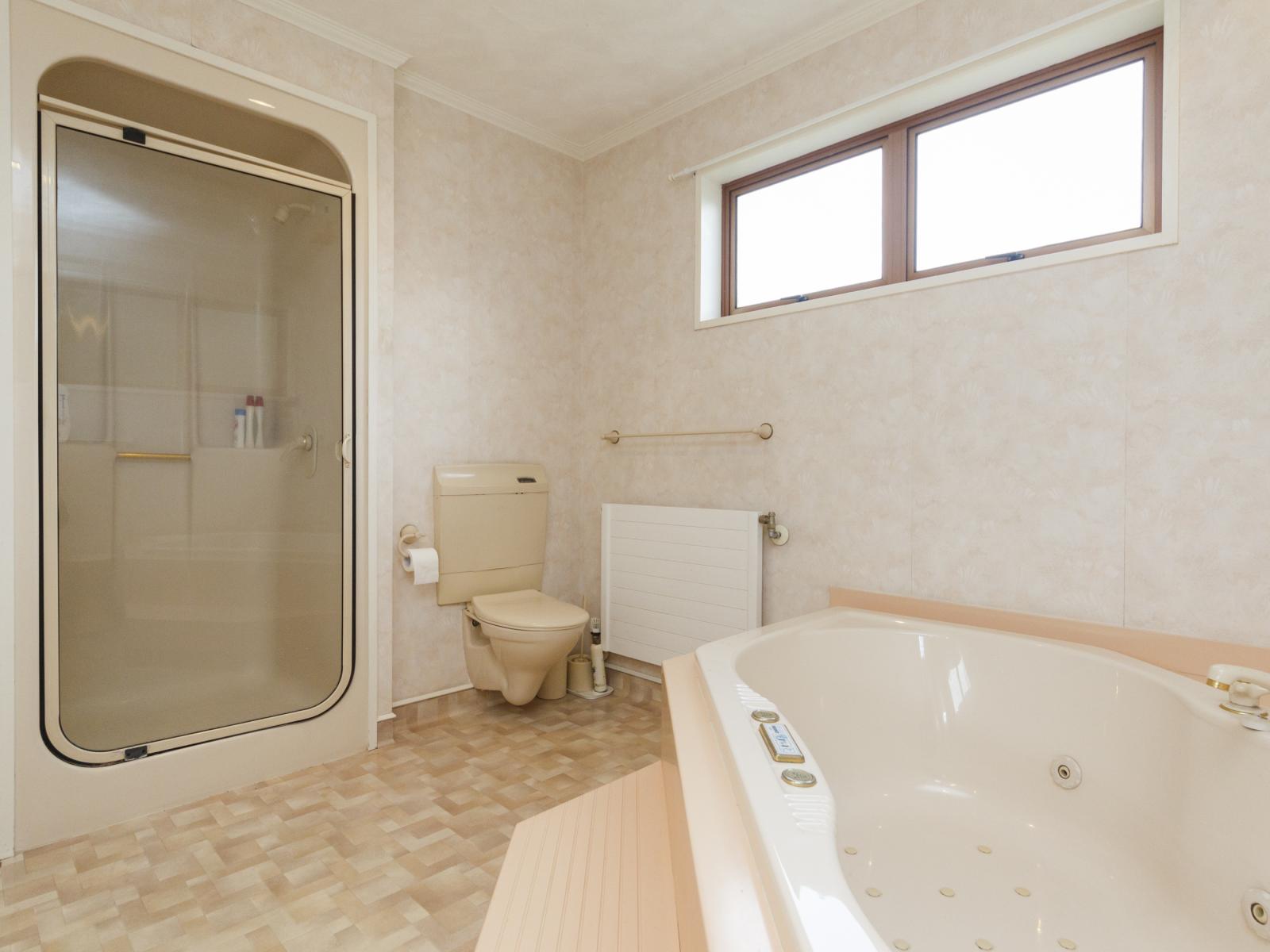 64 Fairview Ave, Feilding