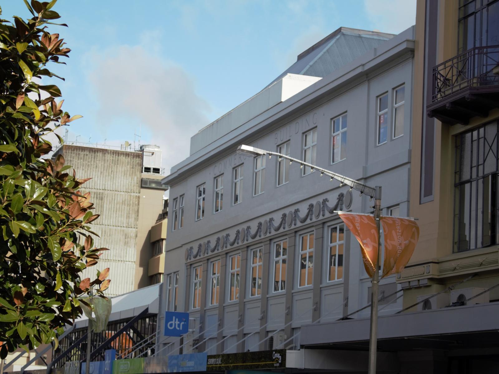 10-15 The Square, Central