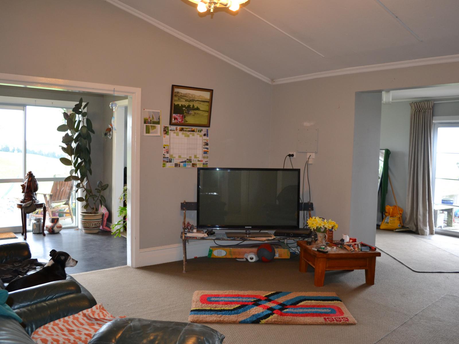 665 Dunrobin Road, Five Forks