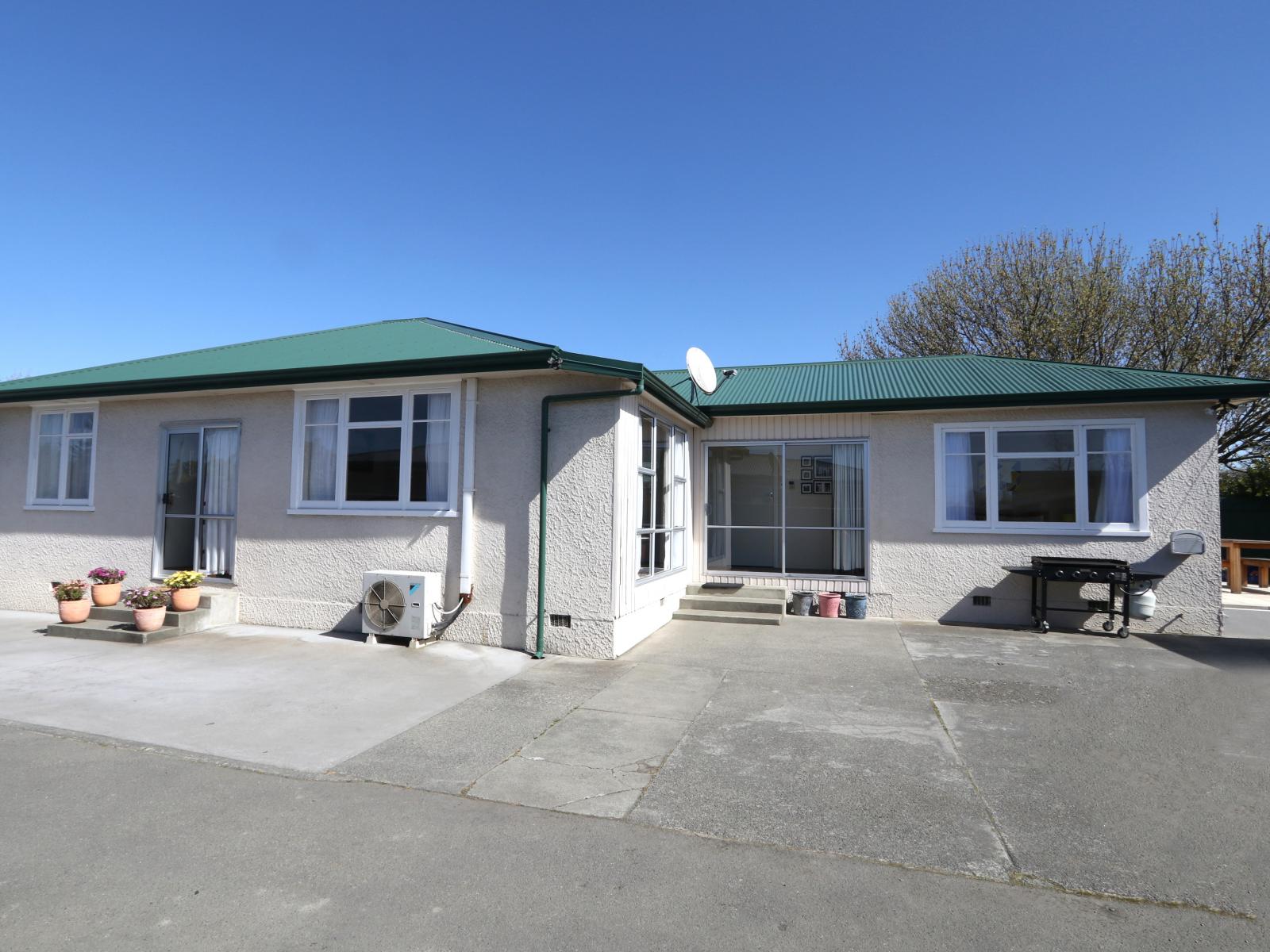 481 West Street, Allenton