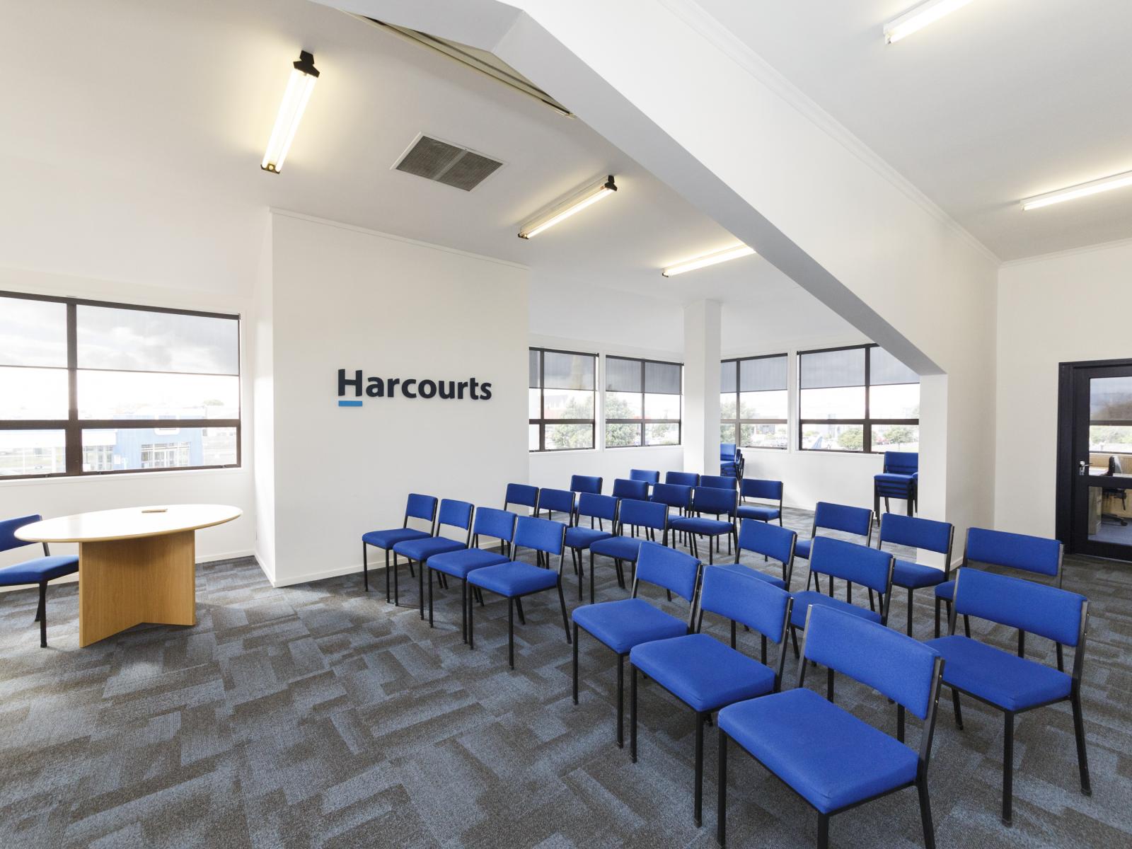 552 Main Street, Central