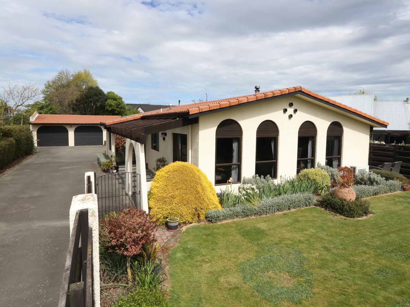 32 Farm Road, Allenton