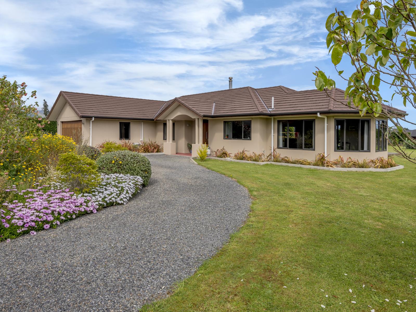 396 Tararua Road, Levin