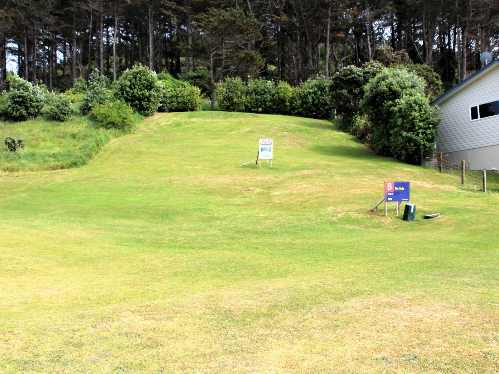 76 Akitio Esplanade, Akitio 