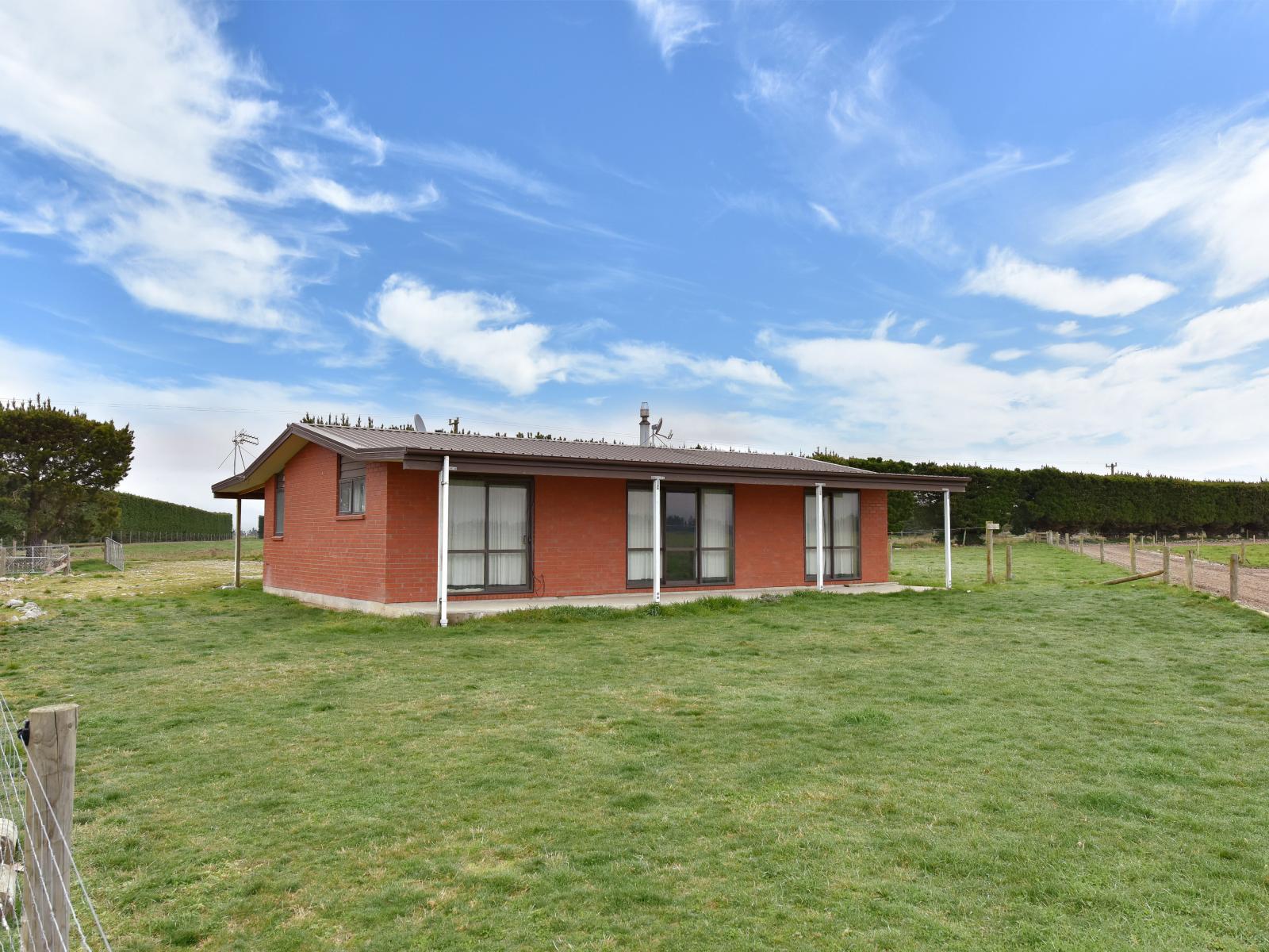 346 Parish Road, Oxford