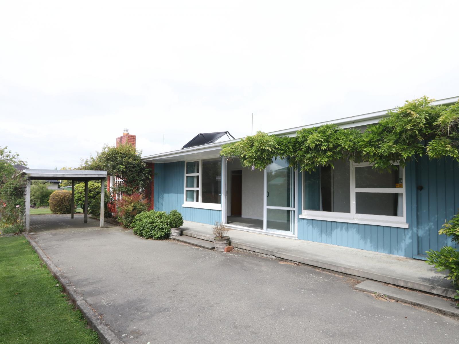 44 Reid Crescent, Allenton