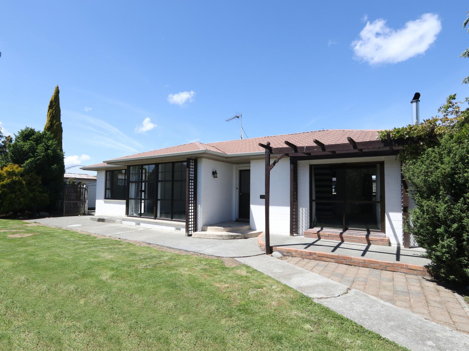 70 Creek Road, Allenton