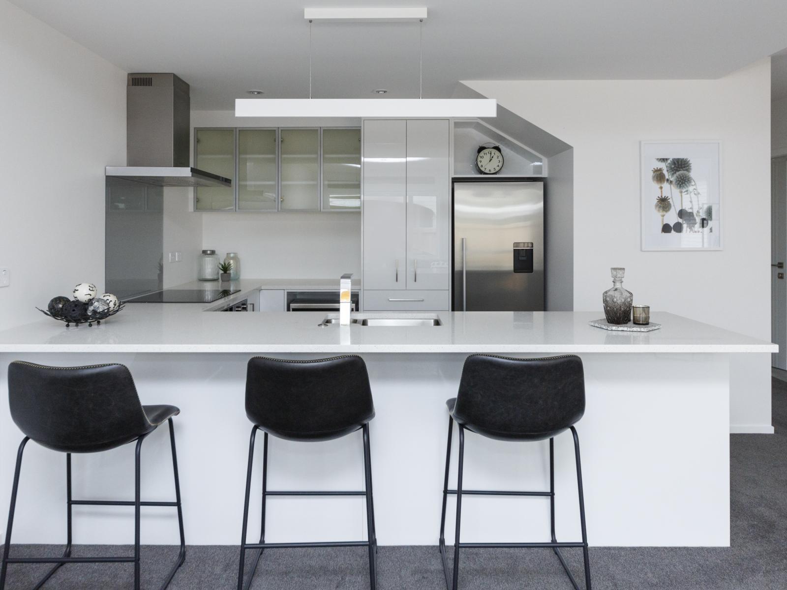 74/2 Roy Street, Central