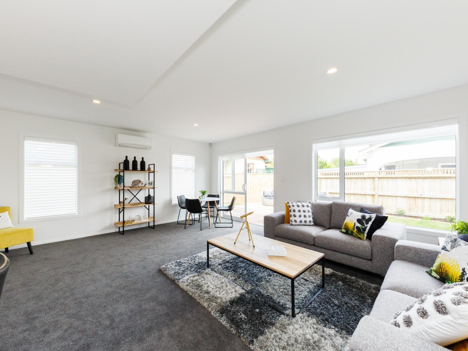 74/2 Roy Street, Central