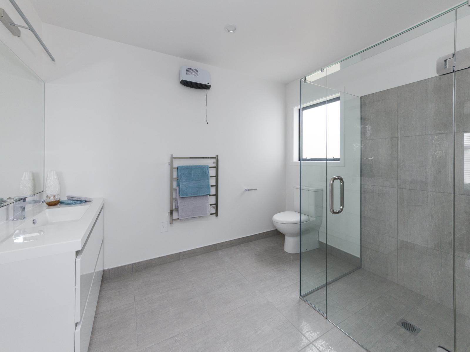 74/2 Roy Street, Central