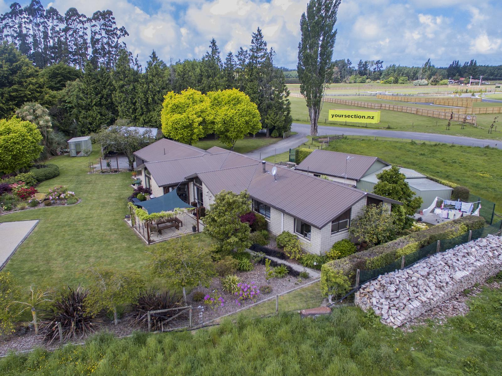 90 Gladstone Road, Woodend