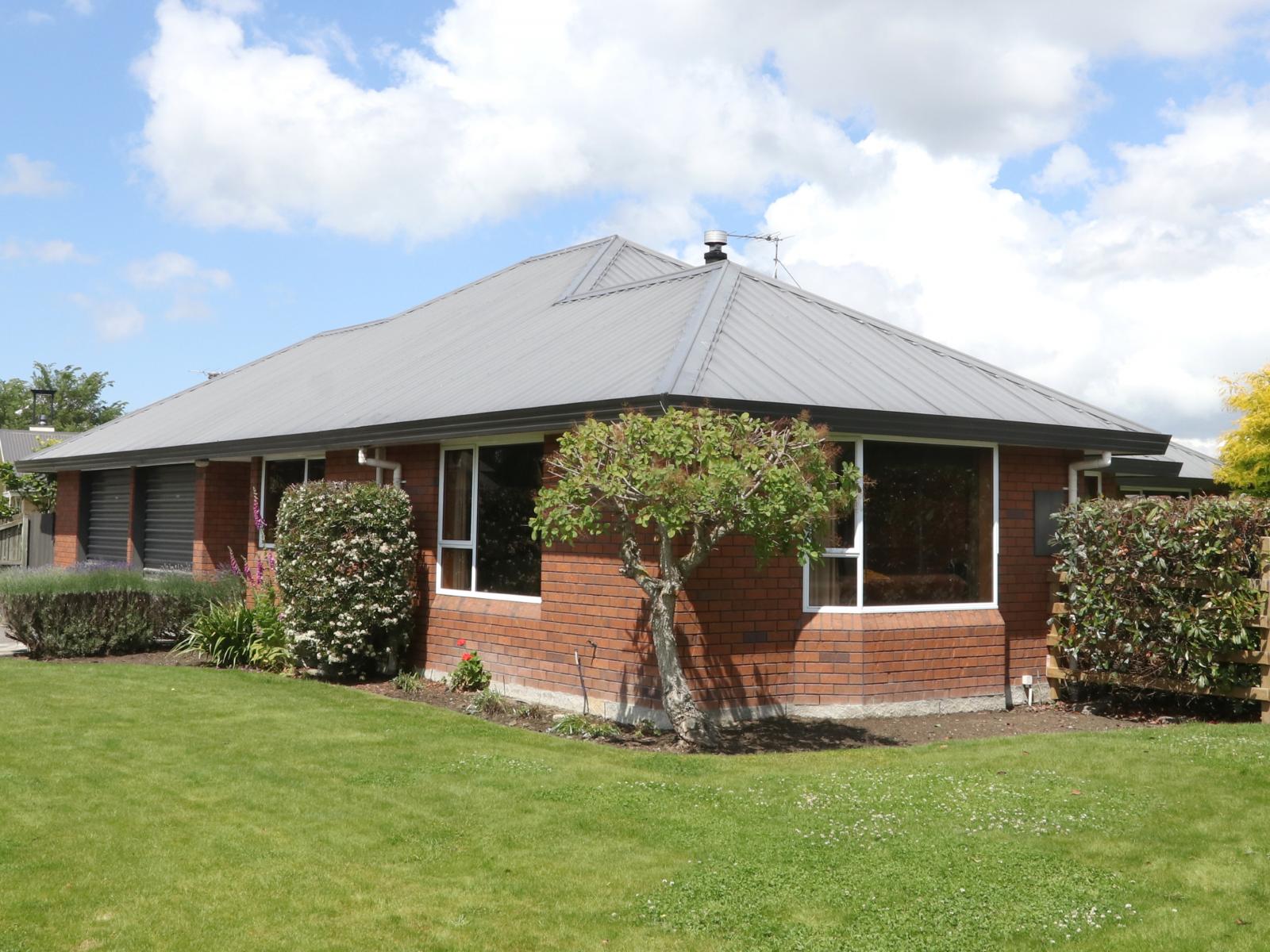 43 Catherwood Avenue, Allenton