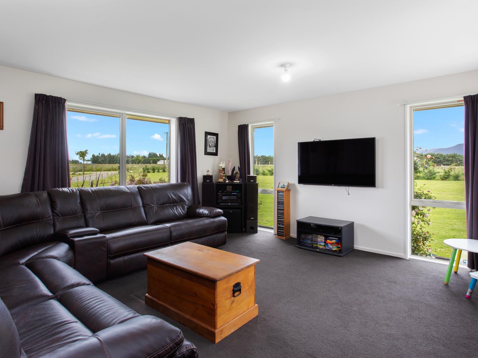 672 Depot Road, Oxford