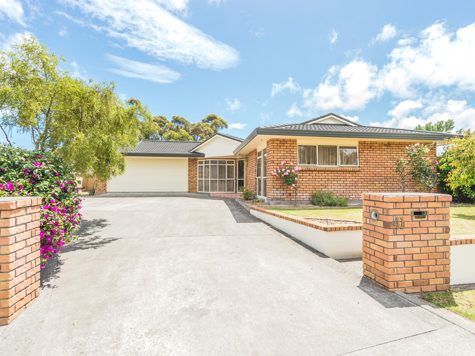 41 Kakaho Drive, Springvale