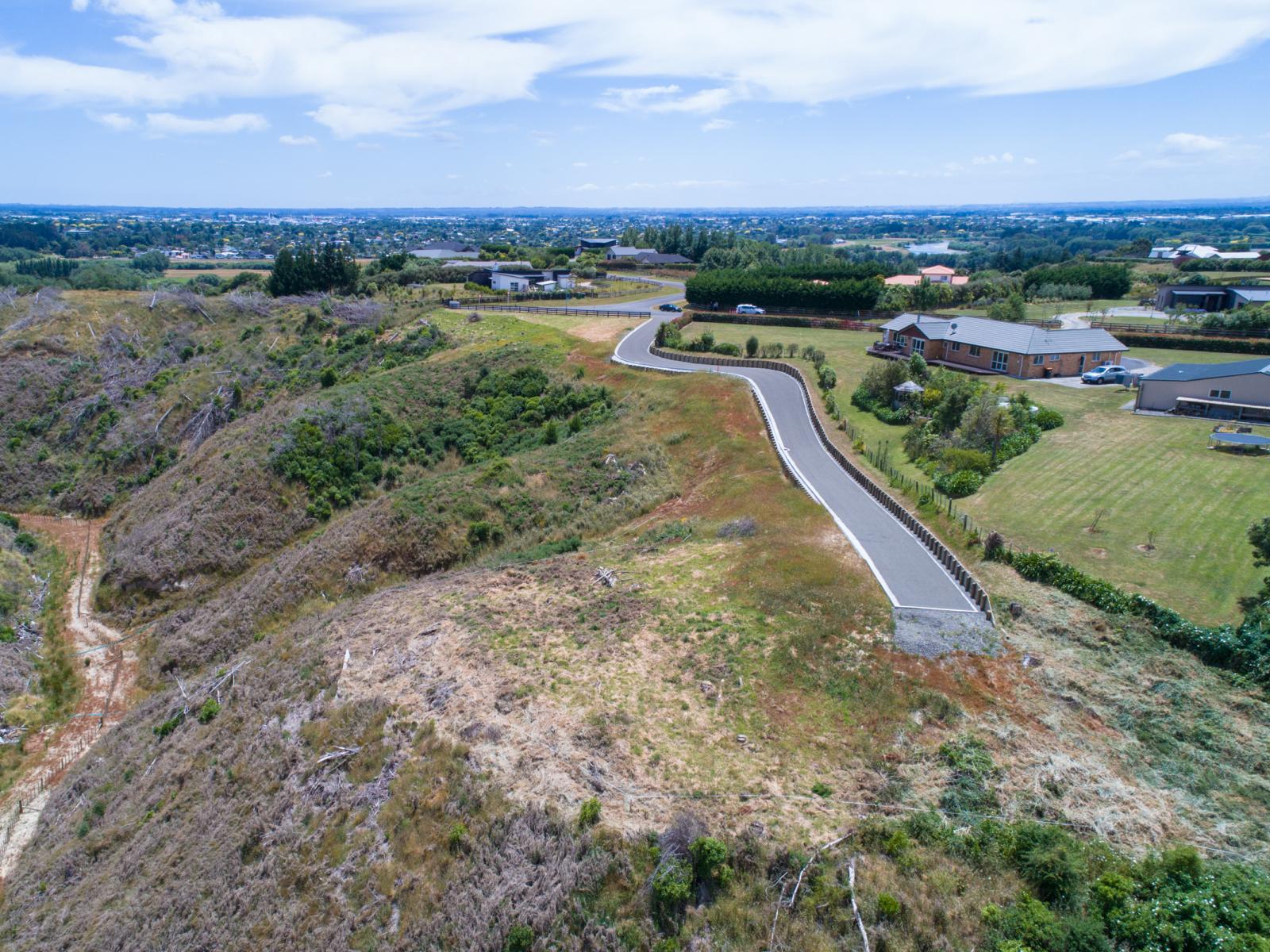 Polson Hill Drive, Aokautere
