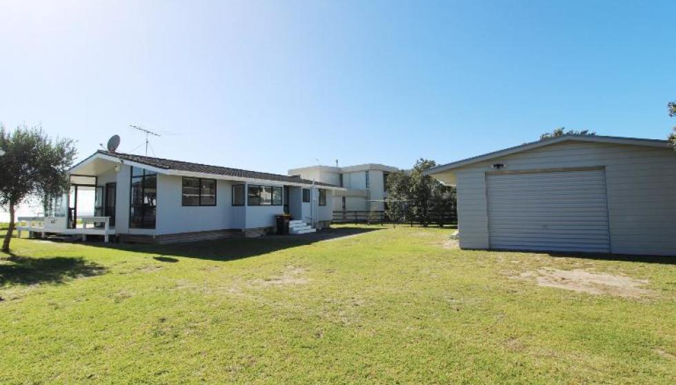 340 Kenwood Drive, Matarangi
