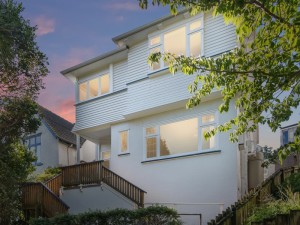 Property for sale 16A Carlton Gore Road