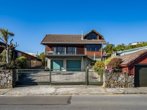 Property for sale 47 Moana Road