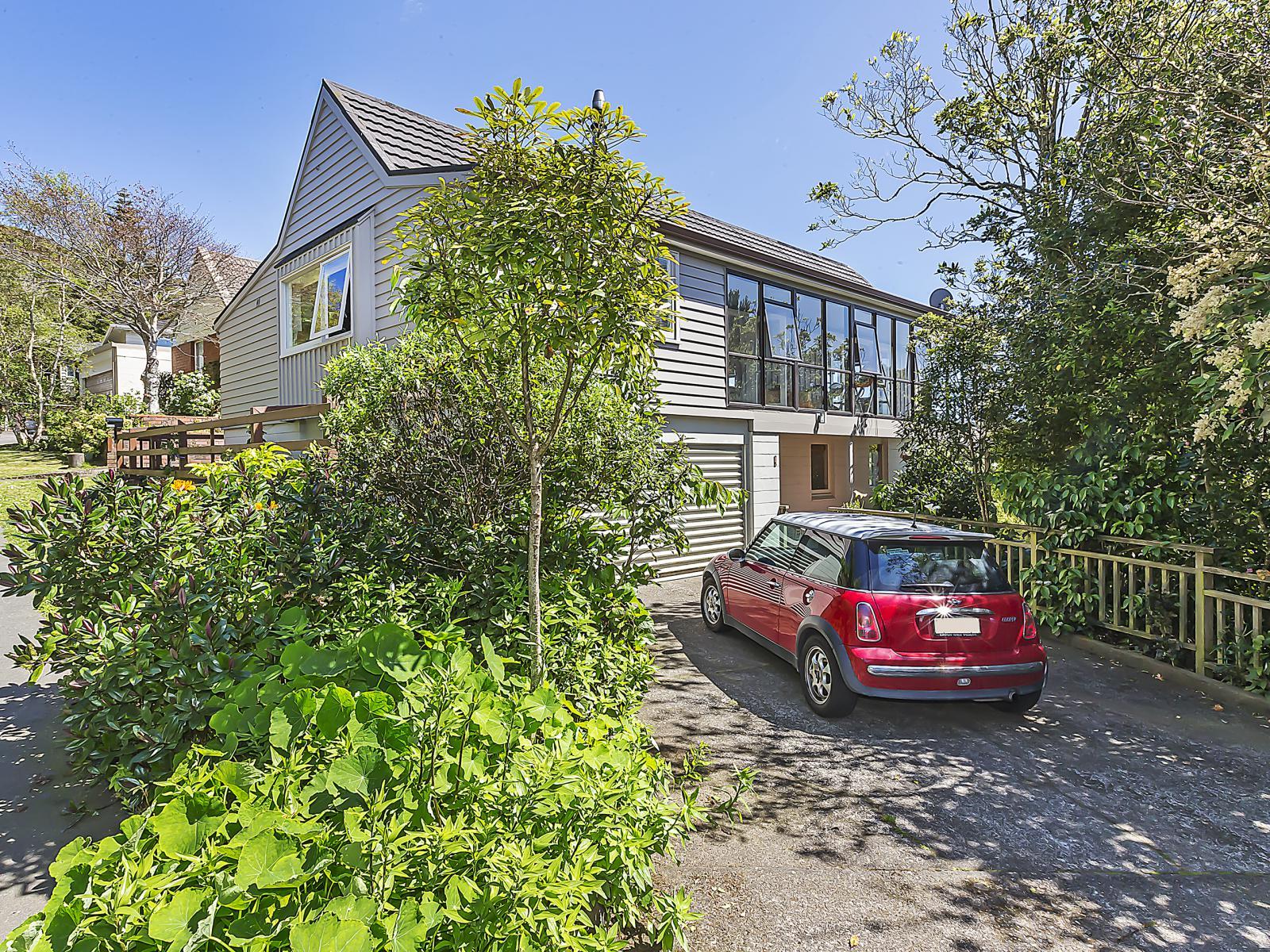 8 Shotter Street, Karori