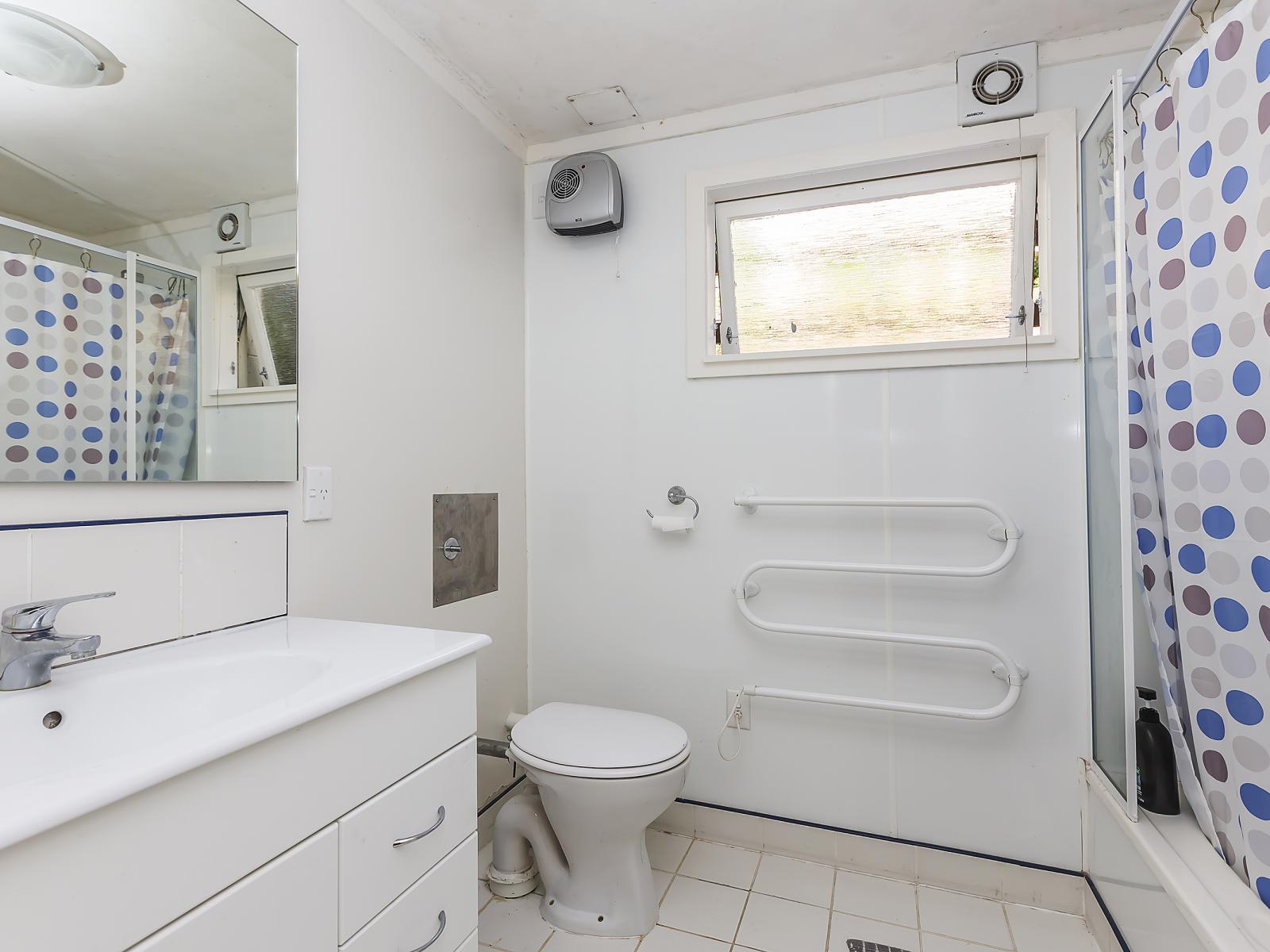 8 Shotter Street, Karori