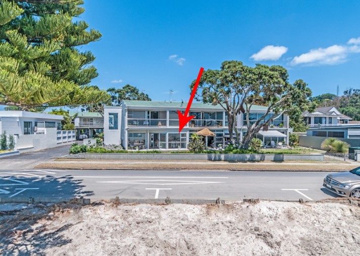 5a The Esplanade, Eastern Beach 