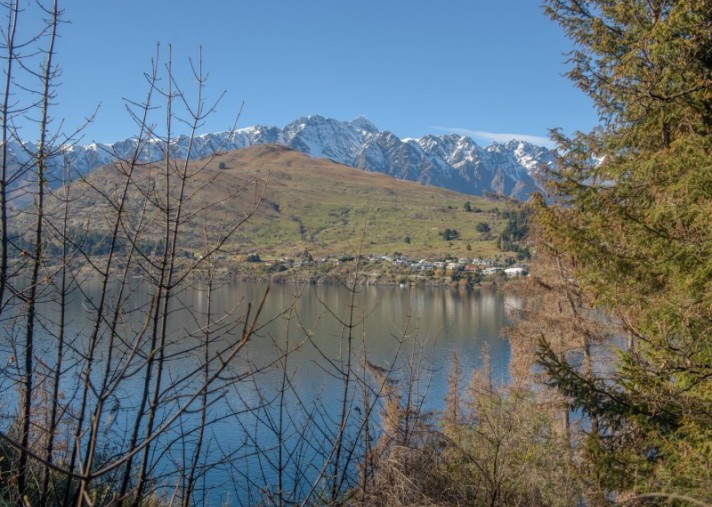279, 285, 297 Frankton Rd, Queenstown