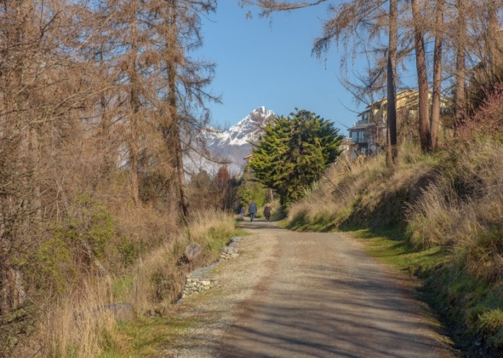 279, 285, 297 Frankton Rd, Queenstown