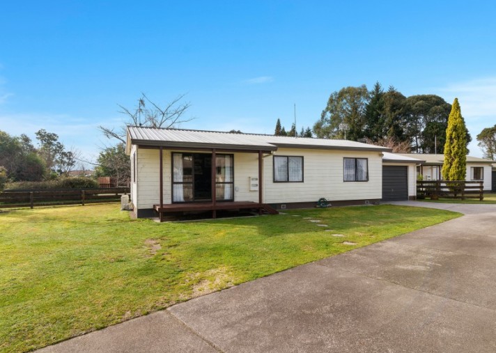 382 Sunset Road, Sunnybrook