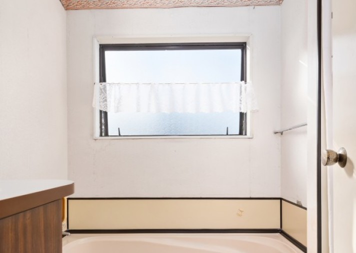 382 Sunset Road, Sunnybrook