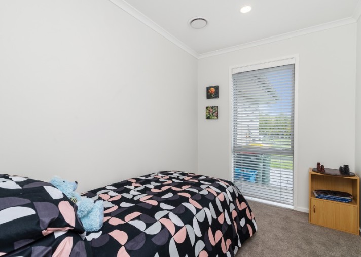 7 Ascot Vale, Tikitere