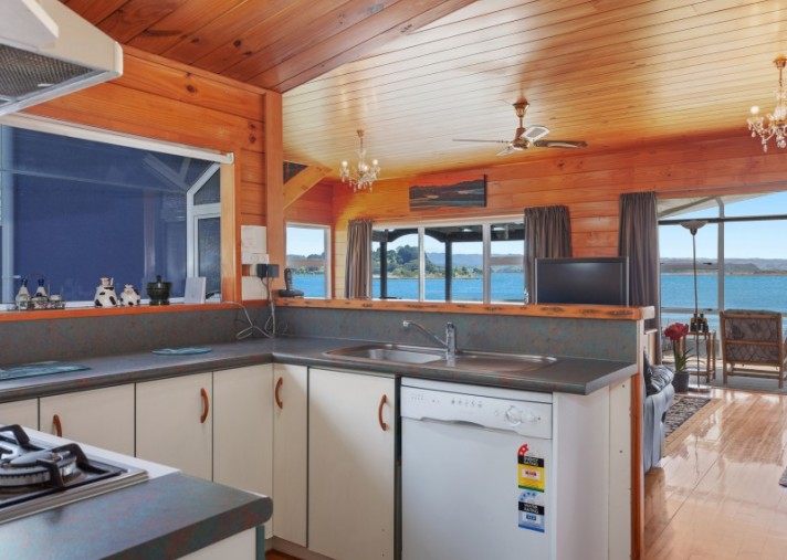 250 Ohiwa Harbour Rd, Waiotahi