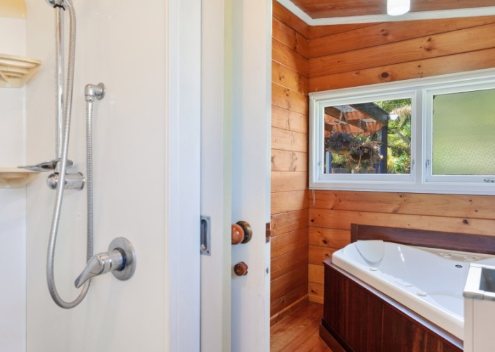 250 Ohiwa Harbour Rd, Waiotahi