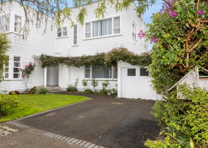 4 Fergusson Street, Waterloo