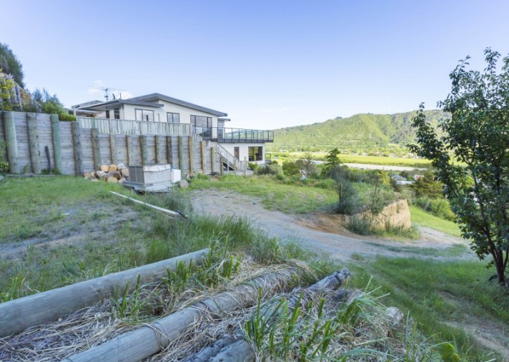 5 McCarthy Grove, Clouston Park